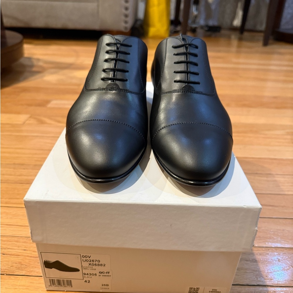 CHANEL Black Leather Men's Oxfords